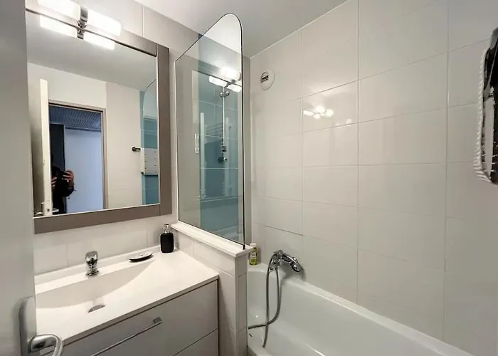 Tres Bel Palais Festivals Croisette Suquet Cannes