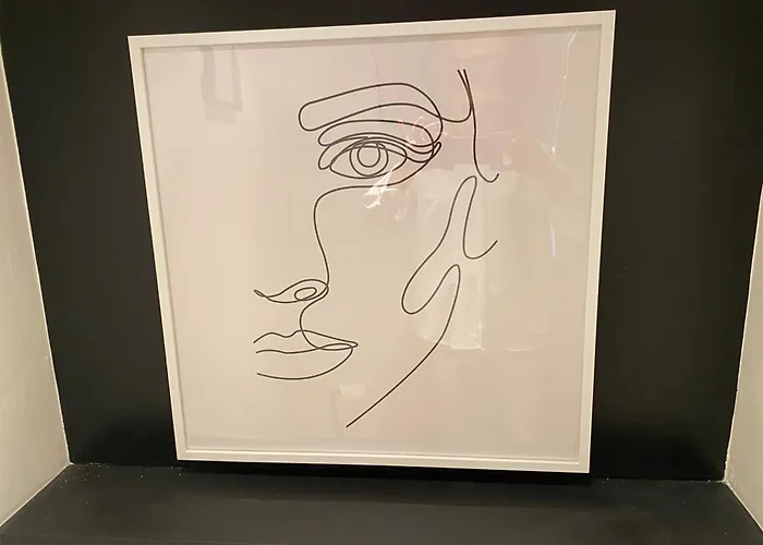 Tres Bel Palais Festivals Croisette Suquet Cannes